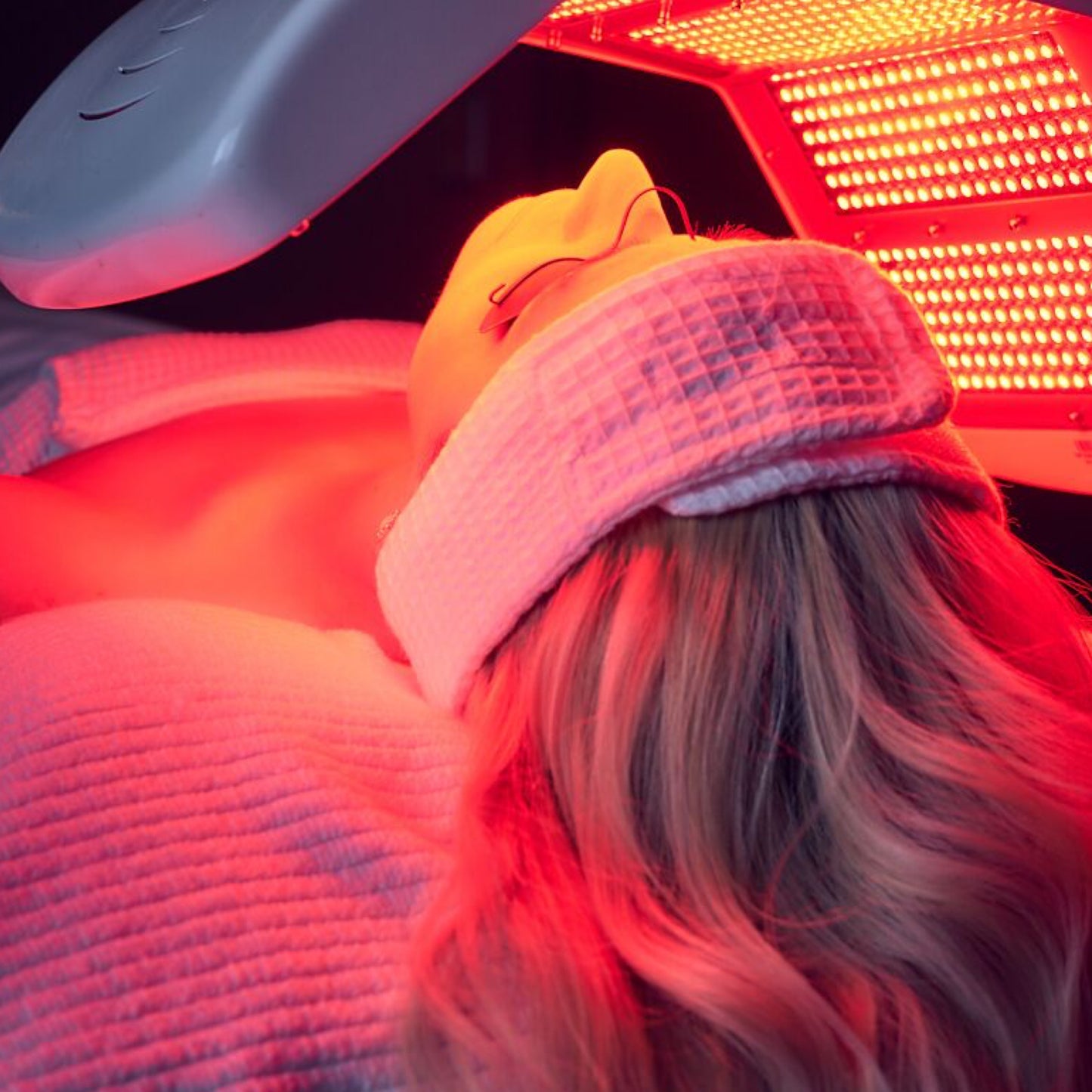 Red Carpet Facial (Oxylight Facial)