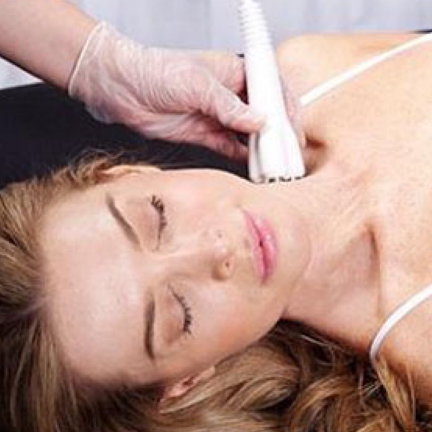 Face And Neck Skin Tightening (Maintaince)